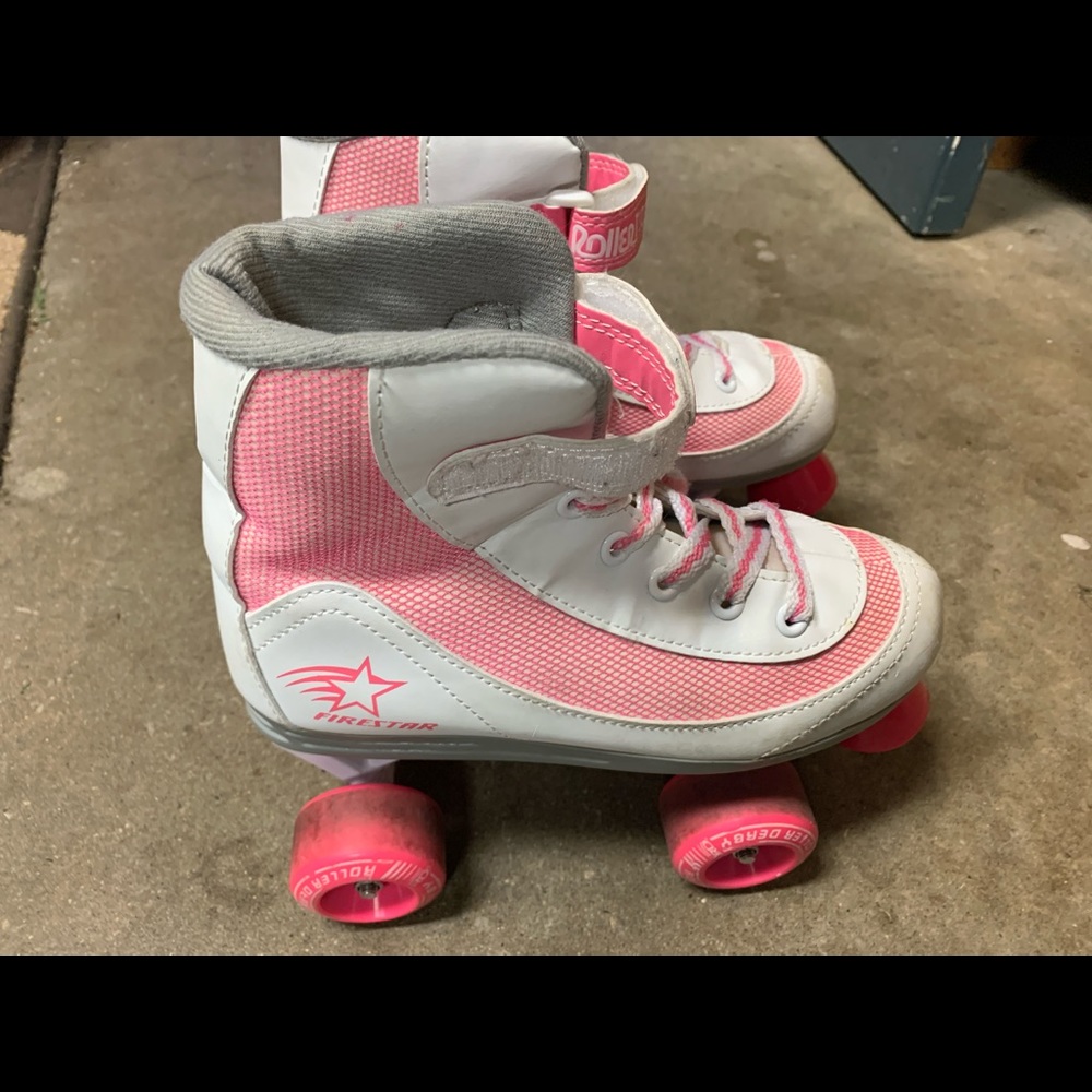 Fire star Skates: Kid size 4